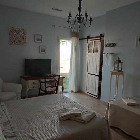 Les Olivades Bed & Breakfast Magalas Ngoại thất bức ảnh